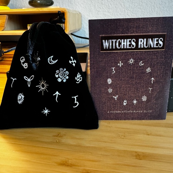 NWT Witch Runes for Divination 🔮🪄 - Picture 7 of 8